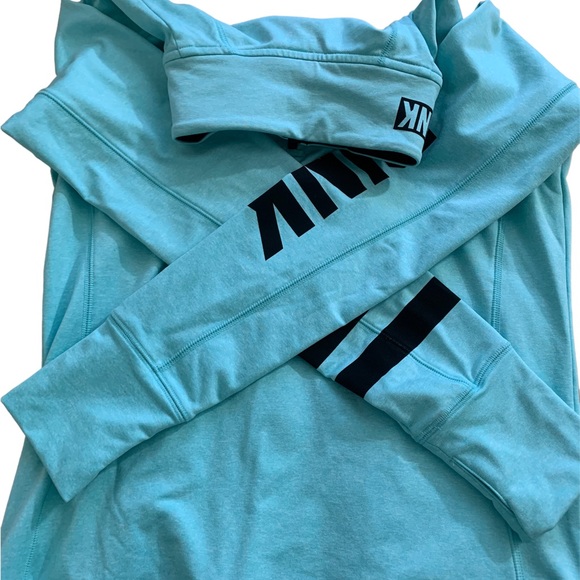 VS Pink 1/4 zip pullover. Size M. Fleece inside. NWT - Picture 3 of 5